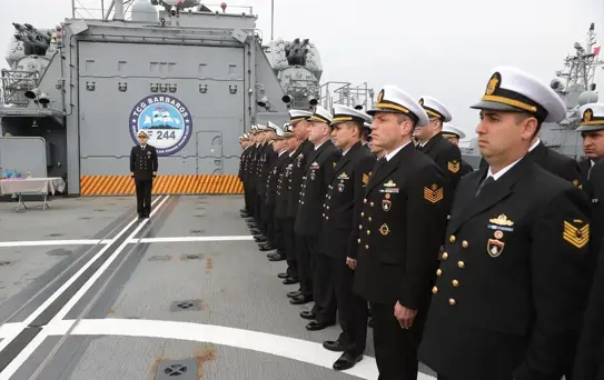 Donanma Bayramda Görevde