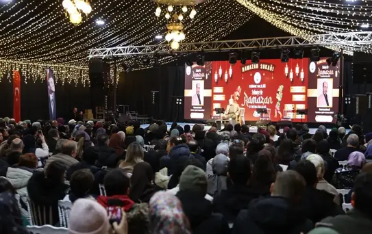 Ramazan Sokağı'nda İnternetin Etkileri Tartışıldı