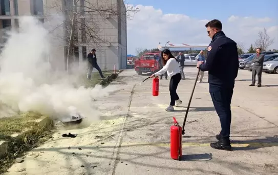 Edirne'de İftar Programı Düzenlendi