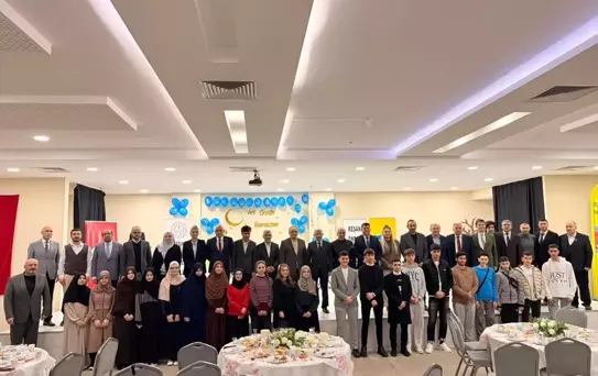 Kadınlara Hilal-i Ahmer Rozeti