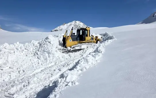 Horasan'da Mezra Ulaşımı Yeniden Açıldı