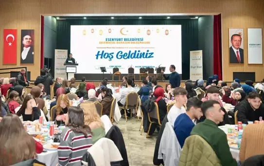 Esenyurt'ta Öğrencilere Özel İftar Programı