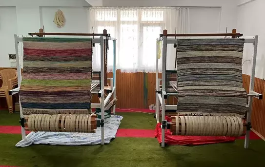 Kadınlar Kilim Üreterek Ekonomilerini Güçlendiriyor