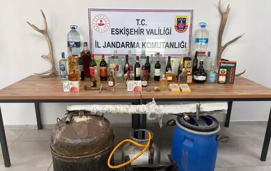 Odunpazarı'nda Kaçak Alkol Operasyonu