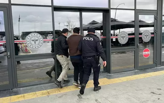 Eskişehir'de Uyuşturucu Kullanan Şüpheli Gözaltına Alındı