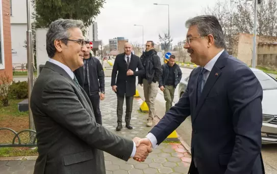 Vali Yılmaz Tepebaşı Kaymakamlığını Ziyaret Etti