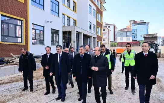 Vali Yılmaz, Emek Anadolu Lisesi İnşaatını İnceledi
