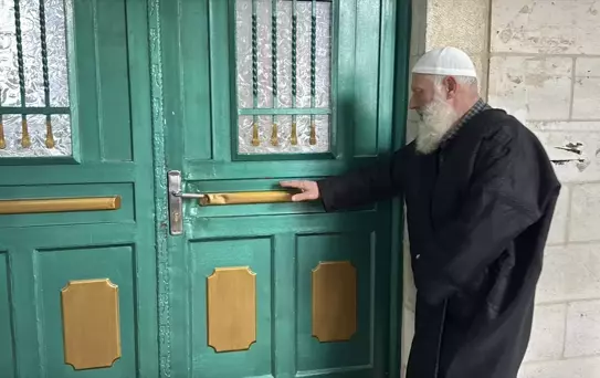 Filistinli imam, El Halil'de 32 yıl önce Harem-i İbrahim Camisi'nde gerçekleştirilen katliamı anlattı