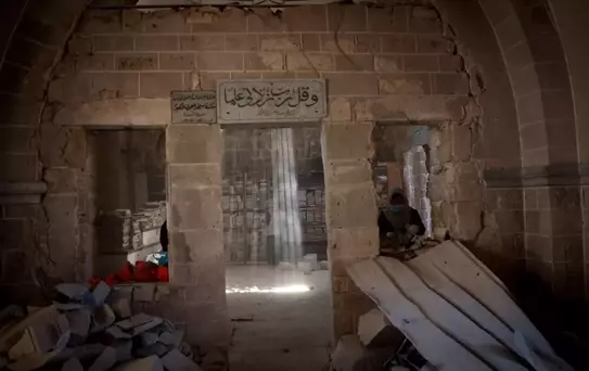 Büyük Ömeri Camisi Kütüphanesi'ni Gönüllüler Kurtarıyor