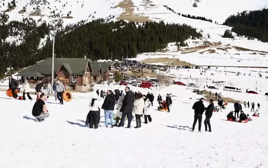 Kümbet Yaylası'nda Kar Festivali Coşkusu