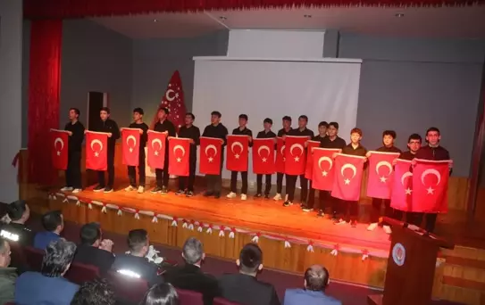 Giresun'da İstiklal Marşı'nın Kabulü ve Mehmet Akif Ersoy'u Anma Günü programları yapıldı