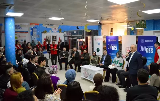 Kırşehir'de Gençlerle İftar Programı