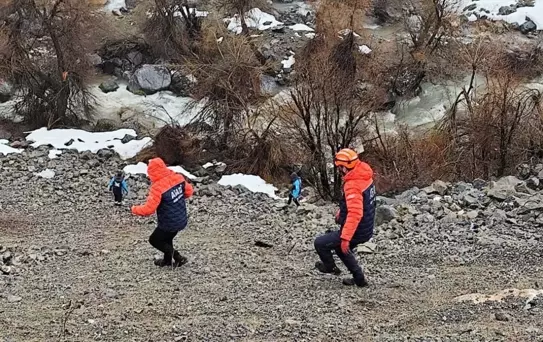 Çukurca'da Trafik Kazası: Sürücü Hayatını Kaybetti