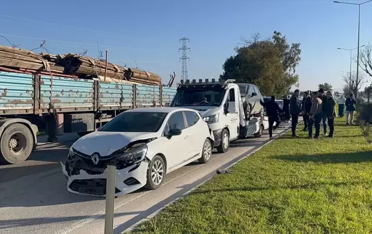 Antakya'da Zincirleme Trafik Kazası