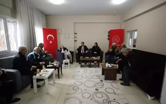 Vali Masatlı Huzurevi Sakinleriyle Bayramlaştı