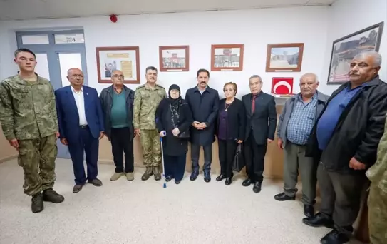 Hatay Valisi Mustafa Masatlı, Mehmetçik ve şehit aileleriyle iftar yaptı