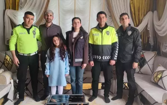 Hizan'da polislerden şehit ailesine bayram ziyareti