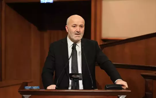 İmamoğlu'na Yönelik Suçlamalar: Davanın İlk Duruşması