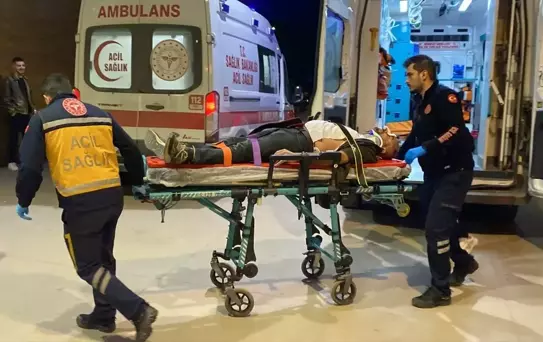 İnegöl'de Kamyondan Düşen İşçi Yaralandı