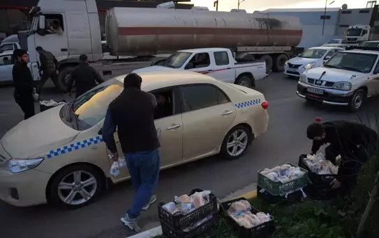 Süleymaniye'de İftar Hizmeti Devam Ediyor