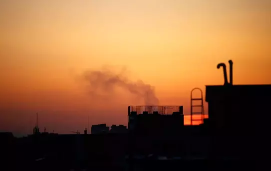 İran'ın başkenti Tahran'da çok sayıda patlama meydana geldi