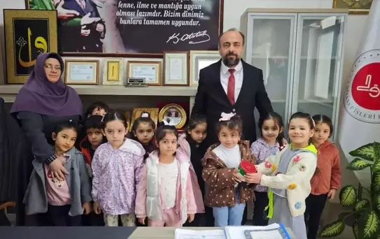 Kuran Kursu Öğrencilerinden Gazze'ye Bağış