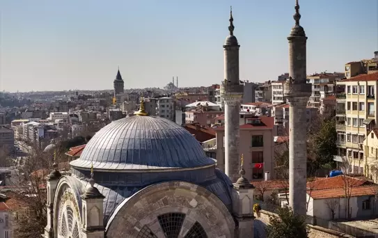 Cihangir Camisi'nin Tarihi ve Mimari Özellikleri