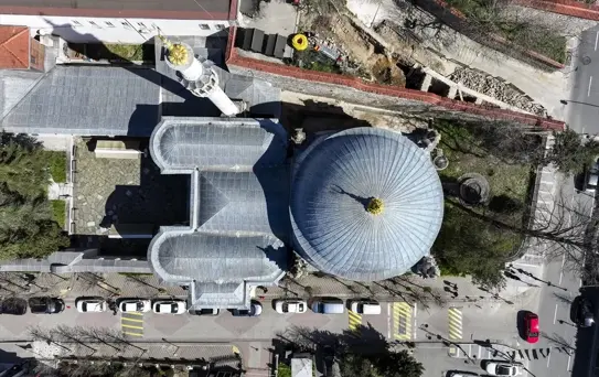 Küçük Mecidiye Camisi: Saray İbadeti