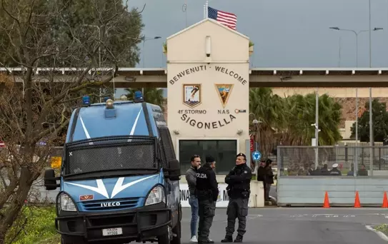 Sicilya'da ABD Üssüne Protesto