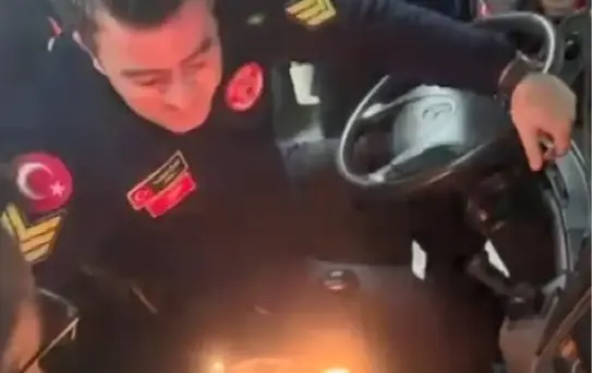 'Anam anam benim evim' diyerek koşan itfaiyeci hayatının şokunu yaşadı