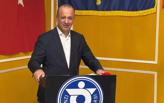 Kosova Bağımsızlığı İzmir'de Kutlandı