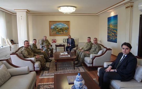 Kara Kuvvetleri Komutanı Orgeneral Tokel, Edirne Valisi Sezer'i ziyaret etti