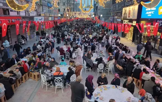 Karabük'te İftar Sofrası