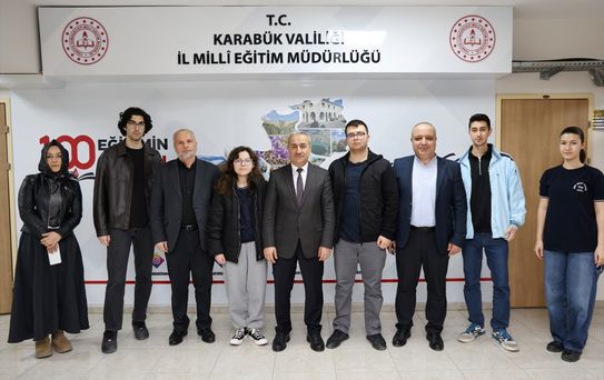 Karabük'te 5 öğrenci MSÜ sınavında ilk 1000'e girdi
