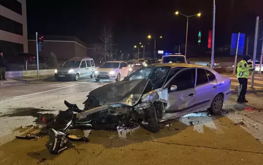 Karaman'da Polisle Kovalamaca: 3 Yaralı