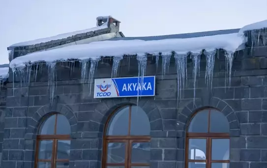 Kars ve Ardahan'da Yoğun Kar Yağışı