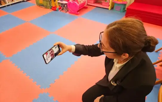 Anaokulu Öğrencilerinin Bayramlaşması Sosyal Medyada Gündem Oldu