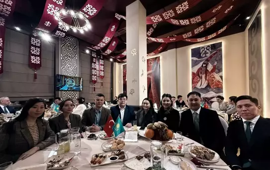 Kazakistan'da Türkiye Mezunları İftarda Buluştu