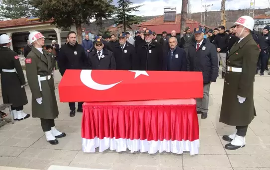 Kıbrıs Gazisi Mehmet Ayık Son Yolculuğuna Uğurlandı