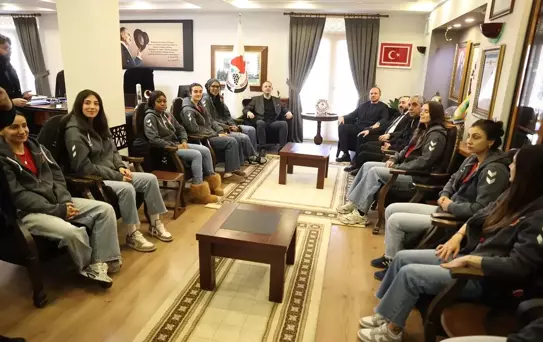 Kırklareli Kadın Basketbol Takımı Süper Lig Hedefli