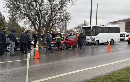 Kırklareli'nde Zincirleme Kaza: 5 Yaralı