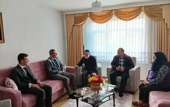 Pınarhisar Kaymakamı Aile Ziyaretleri Gerçekleştirdi