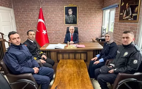 Vali Turan Demirköy Sahil Güvenlik'te İnceleme Yaptı