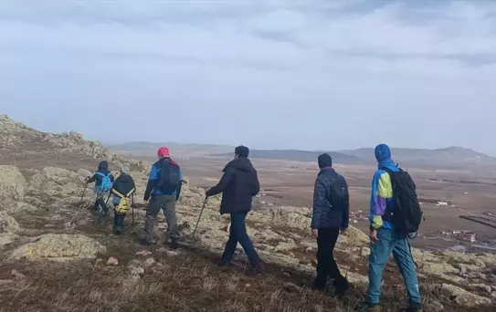 Kırşehir'de Davullu Zirvesine Tırmanış