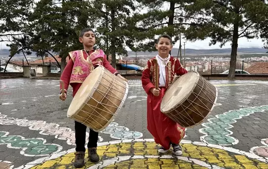 Kırşehir'de Öğrencilerden Ramazan Etkinliği