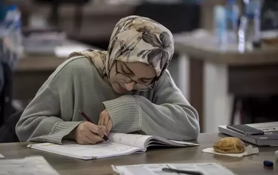 Erzurum'da Gençler için Bilgi Evleri