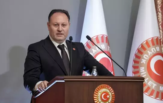 Öztürkler: Türk Askeri Kıbrıs'ın Teminatıdır