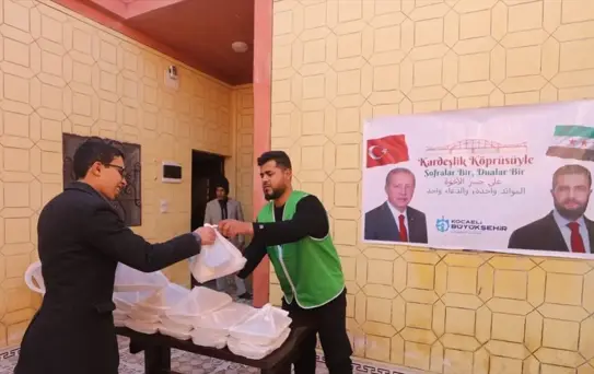 Kocaeli'nin Rakka'daki İftarı