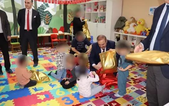 Cezaevi Çocuklarına Bayram Hediyeleri