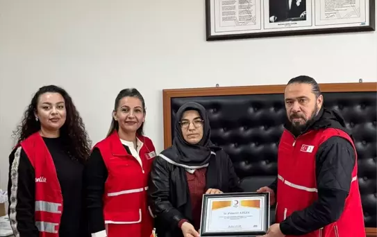 Kozan'da Gazze için kermes düzenlendi